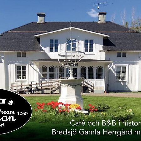 Hällefors Bredsjoe Gamla Herrgard White Dream Mansion מראה חיצוני תמונה