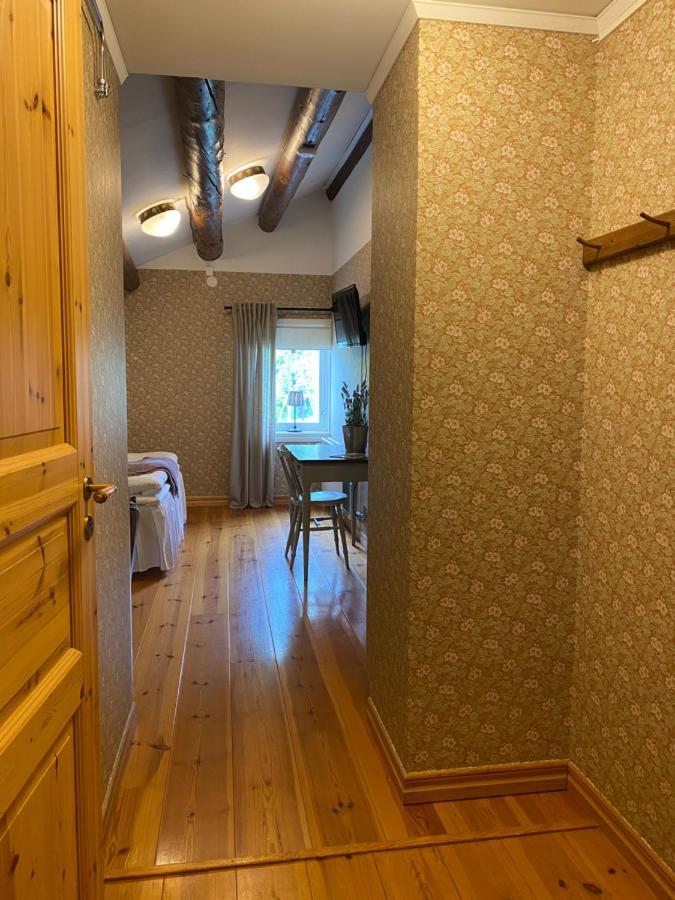 Hällefors Bredsjoe Gamla Herrgard White Dream Mansion מראה חיצוני תמונה